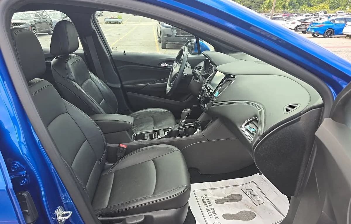 2017 CHEVROLET CRUZE Premier 5