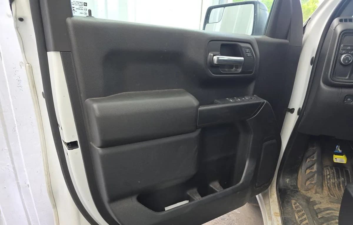 2023 CHEVROLET SILVERADO 1500 WT CREW CAB MEDIUM BED 1WT 6