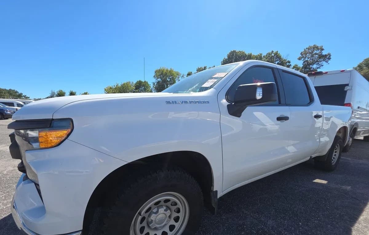 2022 CHEVROLET SILVERADO 1500 WT CREW CAB MEDIUM BED 1WT 2