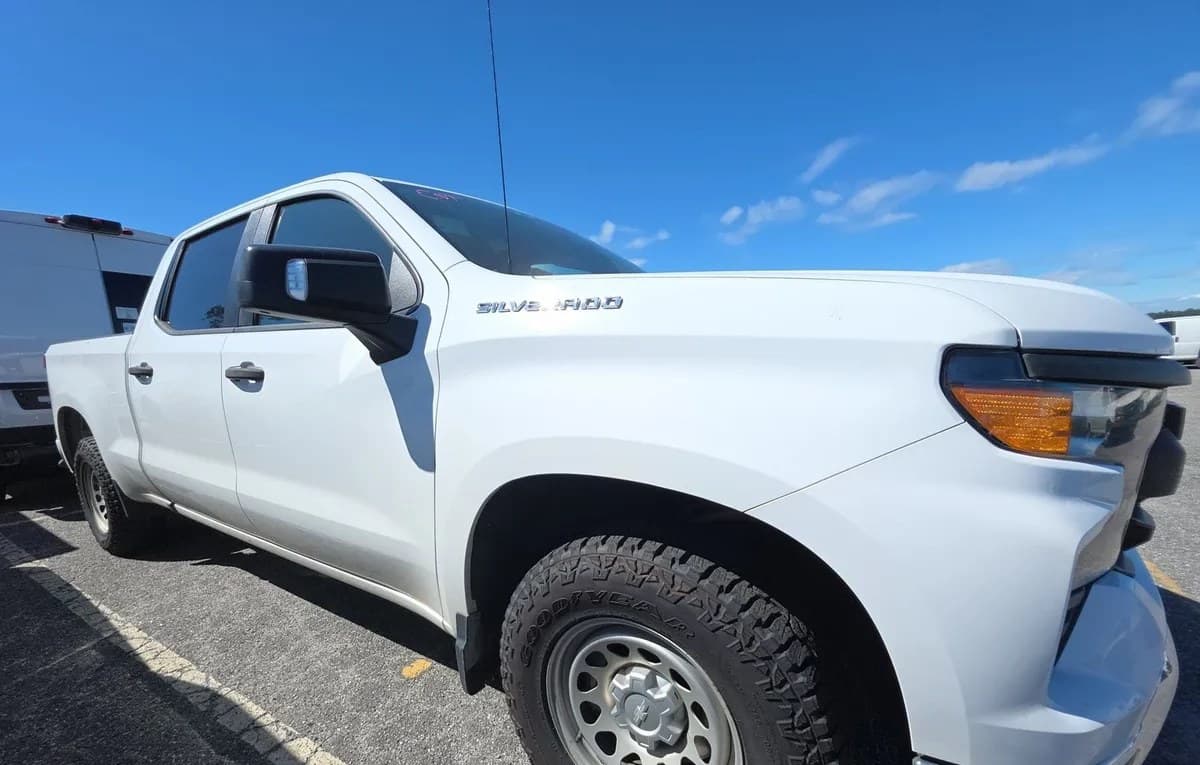 2022 CHEVROLET SILVERADO 1500 WT CREW CAB MEDIUM BED 1WT 4