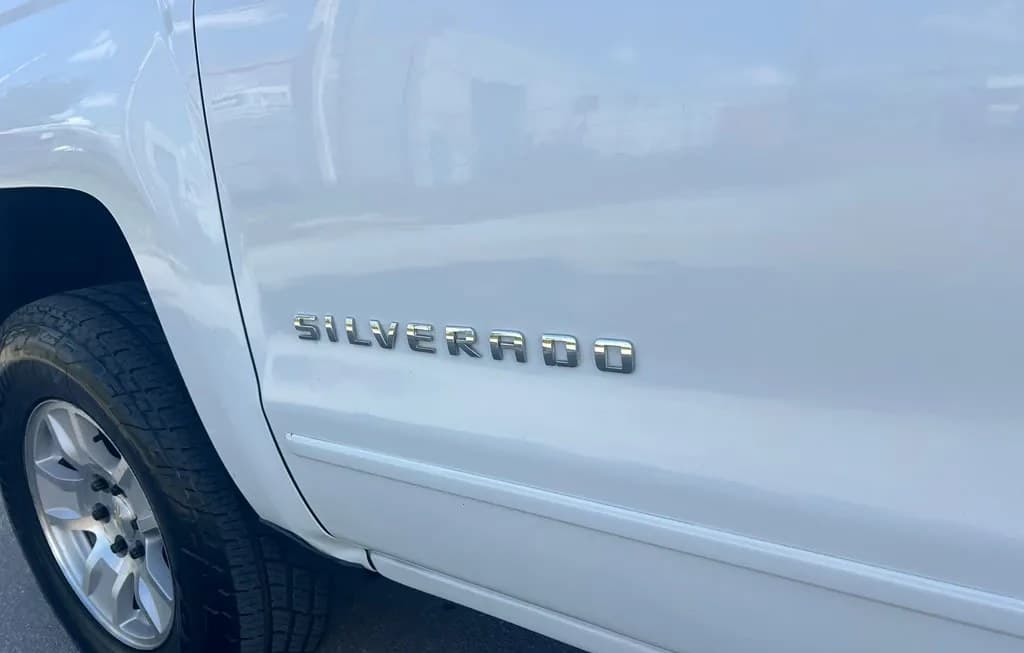 2017 CHEVROLET SILVERADO 1500 LT CREW CAB SHORT BED 1LT 6
