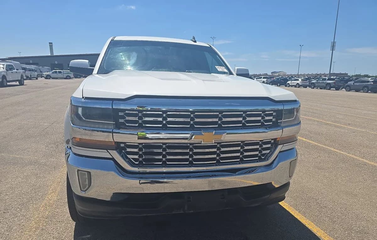2018 CHEVROLET SILVERADO 1500 LT CREW CAB SHORT BED 1LT 3