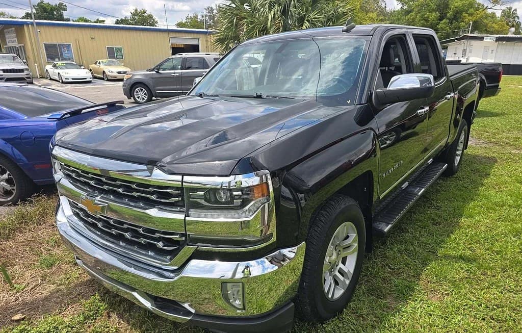 2018 CHEVROLET SILVERADO 1500 LTZ CREW CAB SHORT BED 1LZ