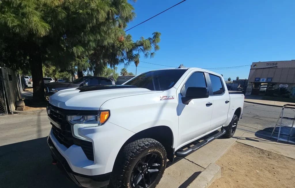 2023 CHEVROLET SILVERADO 1500 LT TRAIL BOSS CREW CAB SHORT BED 2LT