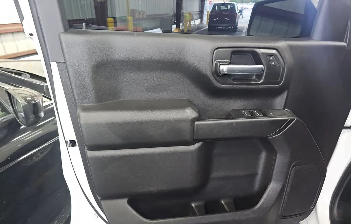 2023 CHEVROLET SILVERADO 1500 WT CREW CAB MEDIUM BED 1WT 6