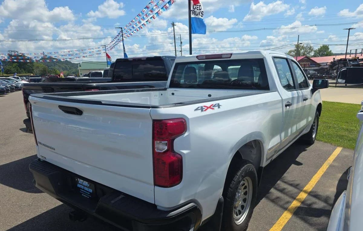2022 CHEVROLET SILVERADO 1500 WT CREW CAB MEDIUM BED 1WT 4