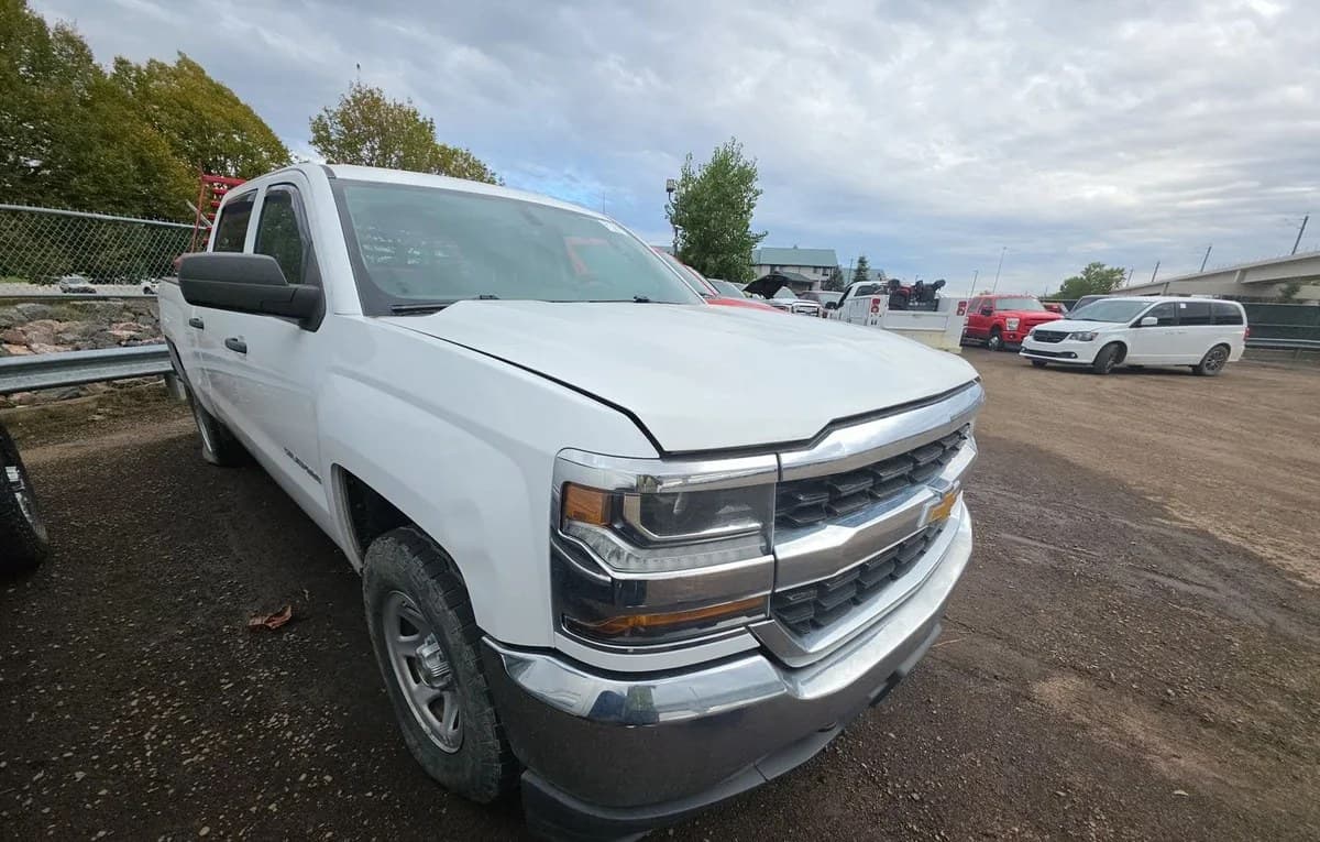 2017 CHEVROLET SILVERADO 1500 WT CREW CAB MEDIUM BED 1WT 4