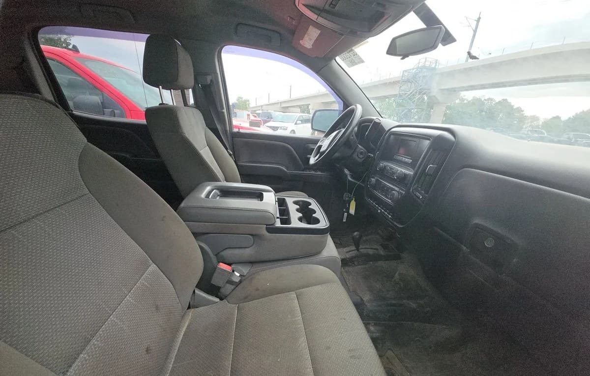 2017 CHEVROLET SILVERADO 1500 WT CREW CAB MEDIUM BED 1WT 5