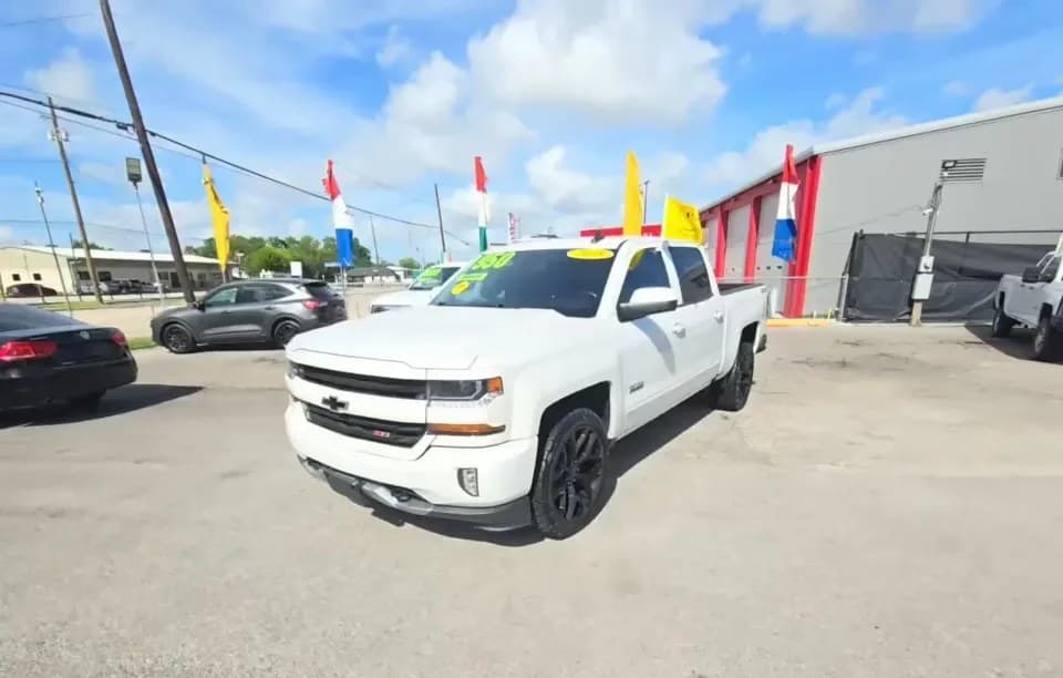 2018 CHEVROLET SILVERADO 1500 LT Z71 CREW CAB SHORT BED 2LT