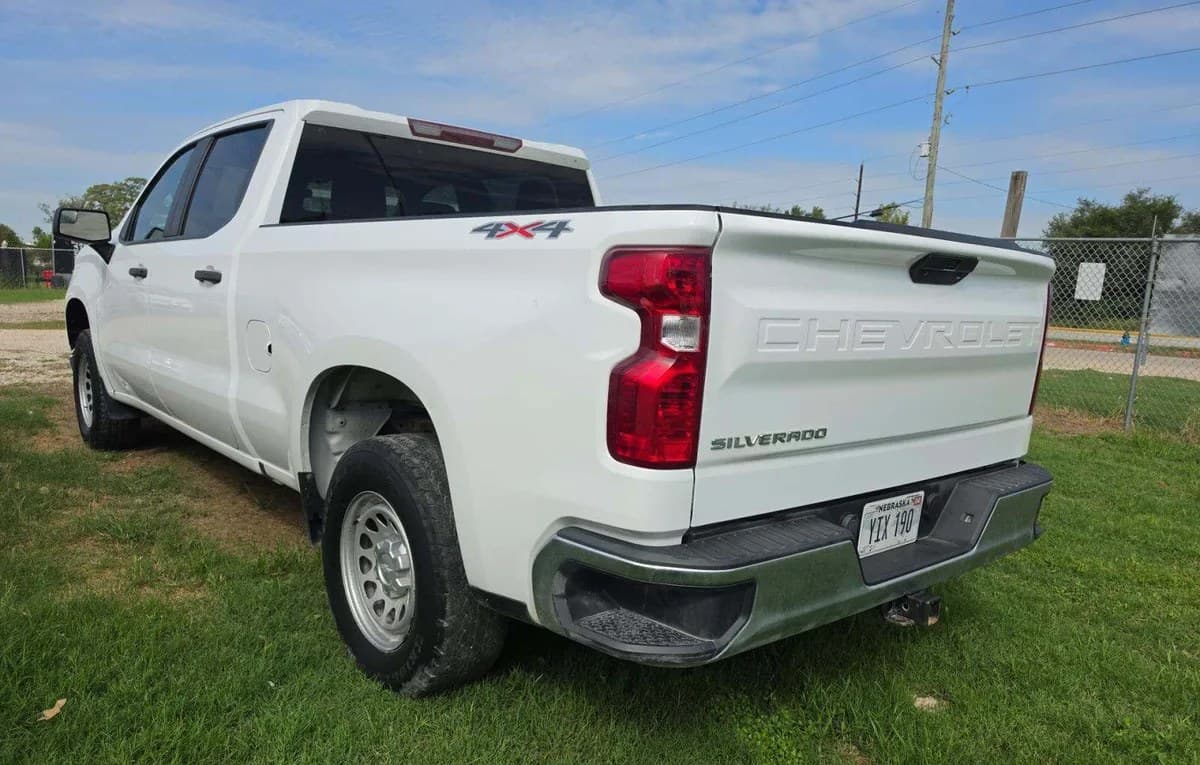 2021 CHEVROLET SILVERADO 1500 WT CREW CAB MEDIUM BED 1WT 3