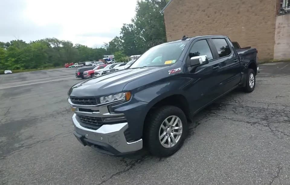 2019 CHEVROLET SILVERADO 1500 LT CREW CAB SHORT BED 1LT