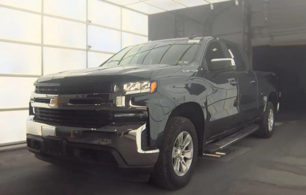 2020 CHEVROLET SILVERADO 1500 LT CREW CAB MEDIUM BED 1LT