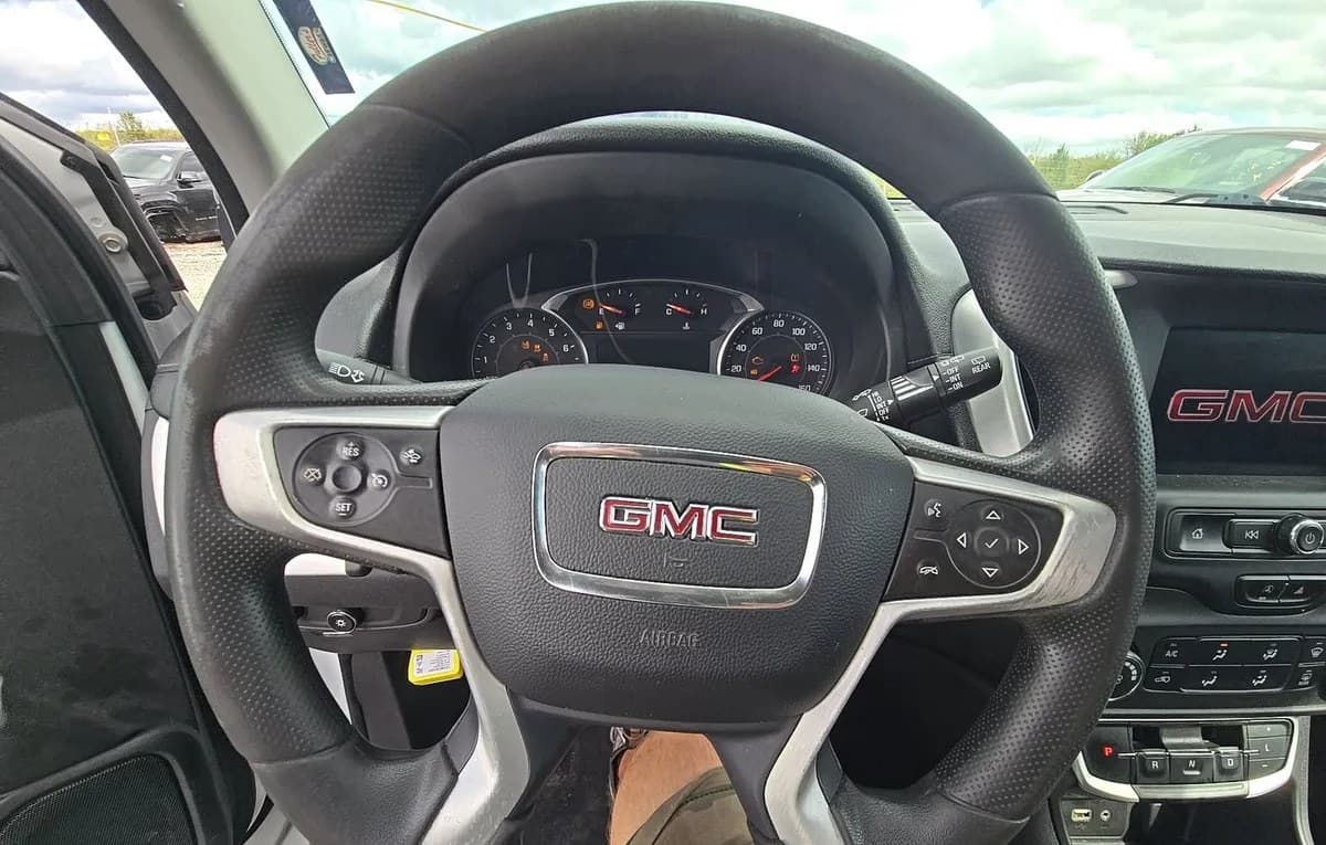 2023 GMC TERRAIN SLE 7