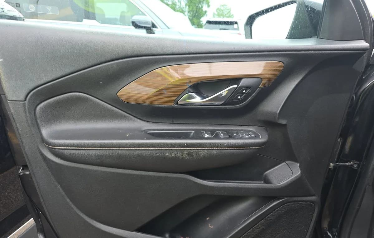 2020 GMC TERRAIN SLE 4