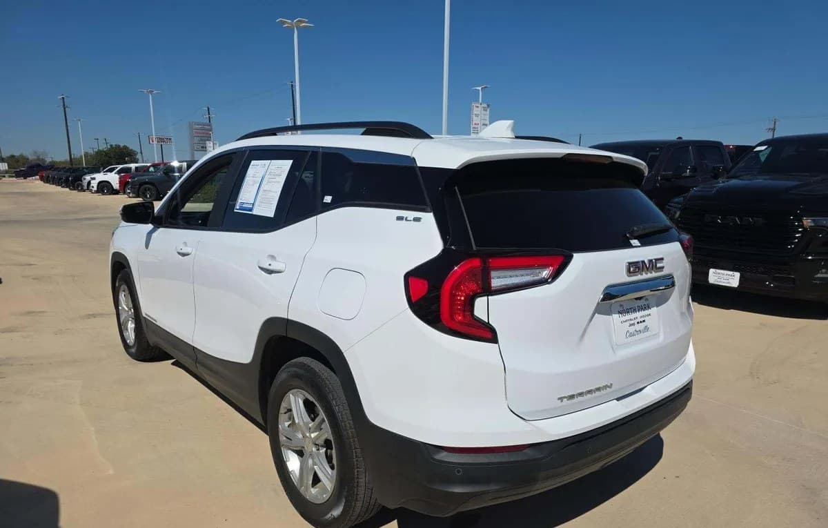 2022 GMC TERRAIN SLE 3SA 3