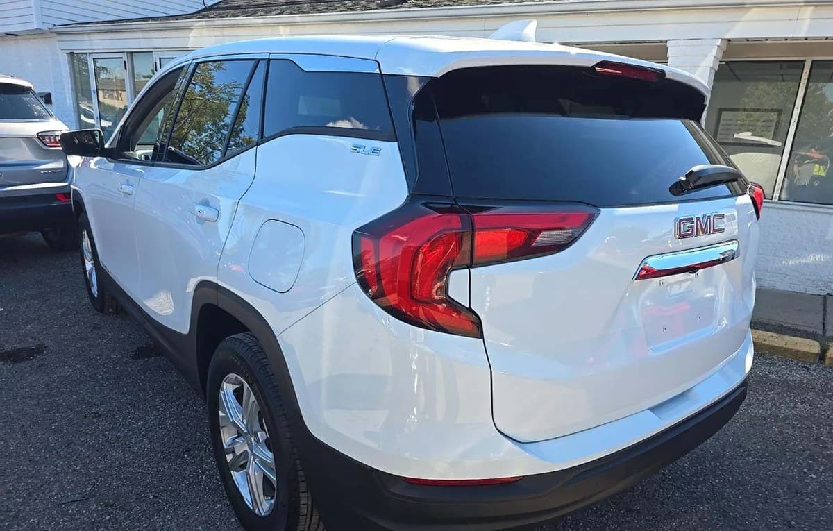 2020 GMC TERRAIN SLE 3