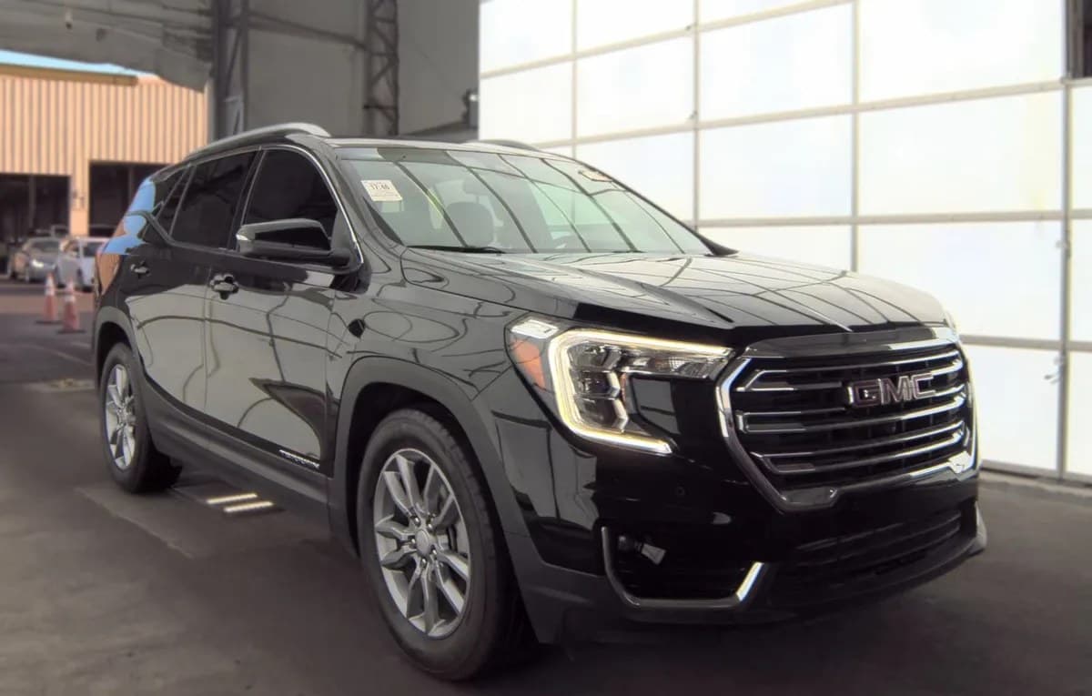 2023 GMC TERRAIN SLT 4