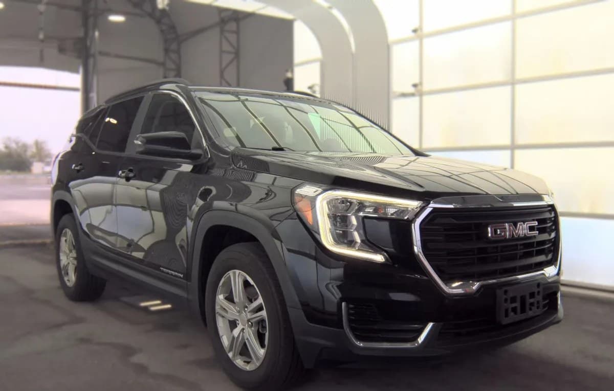 2023 GMC TERRAIN SLE 4