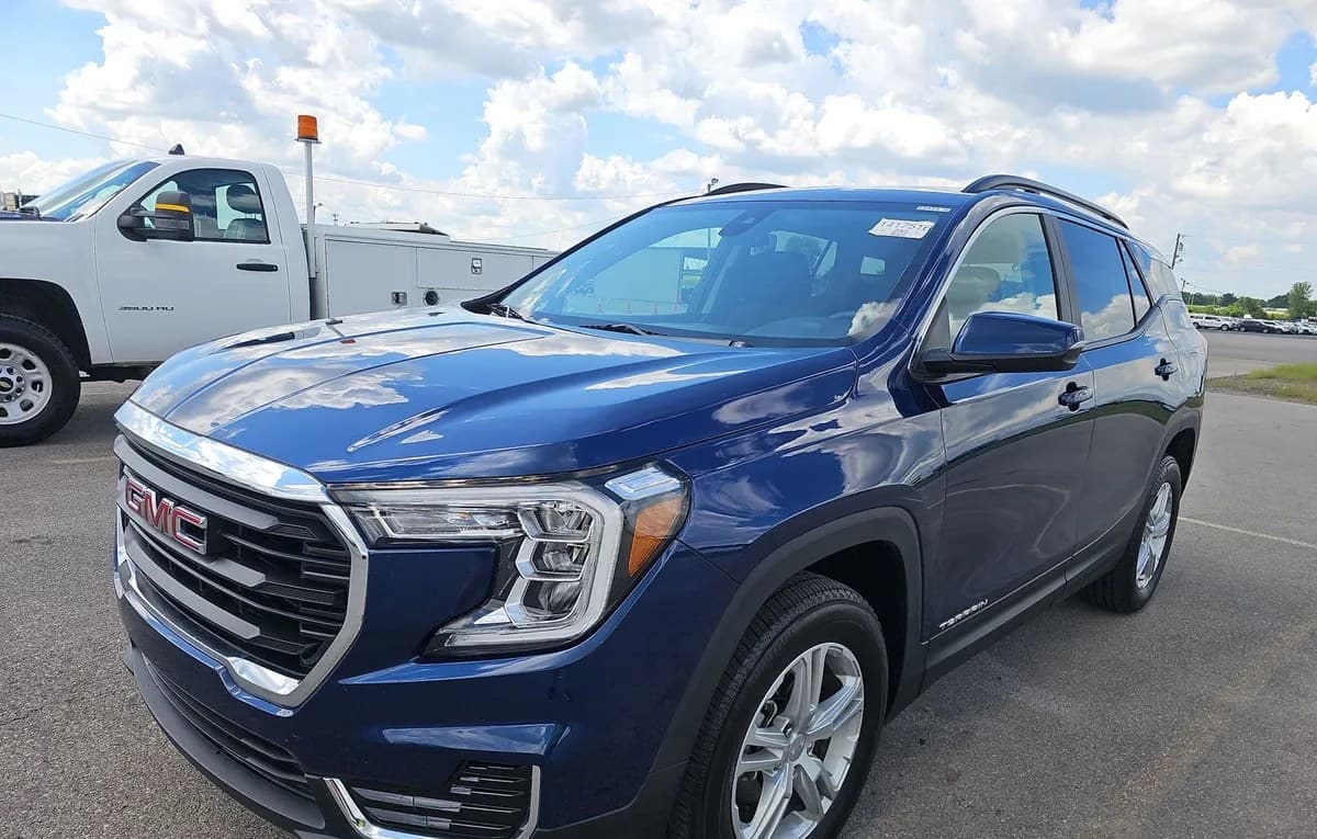 2023 GMC TERRAIN SLE 2