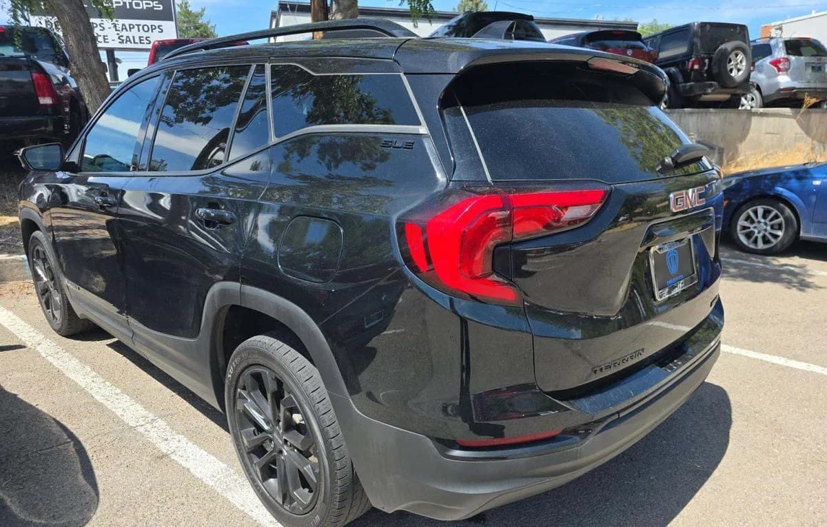2021 GMC TERRAIN SLE 3