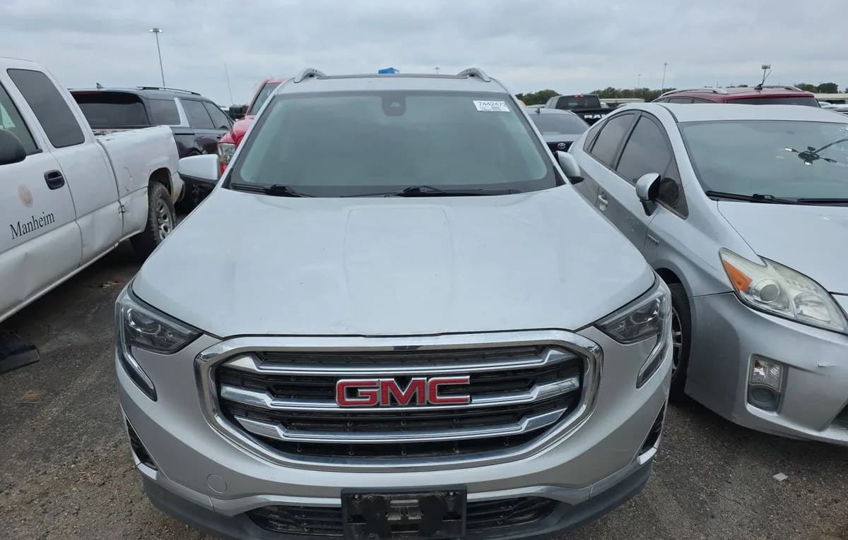 2019 GMC TERRAIN SLT 2