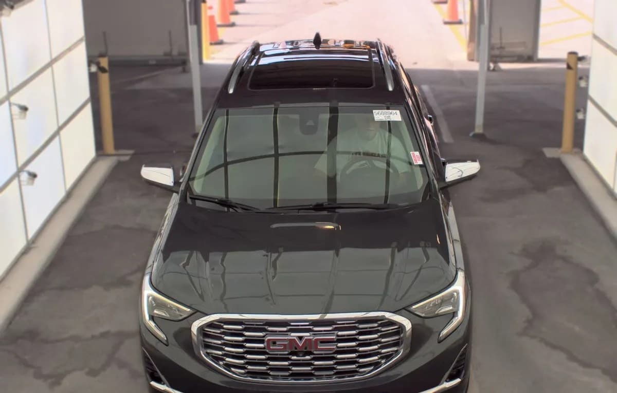 2019 GMC TERRAIN Denali 3