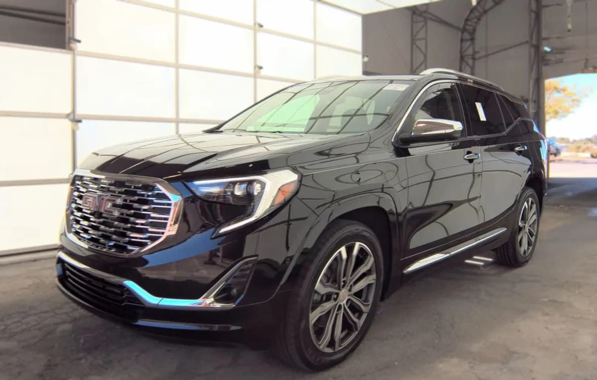 2020 GMC TERRAIN DENALI 5SA 2