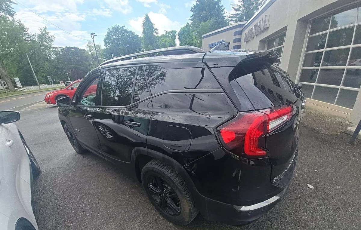 2022 GMC TERRAIN AT4 4SC 3