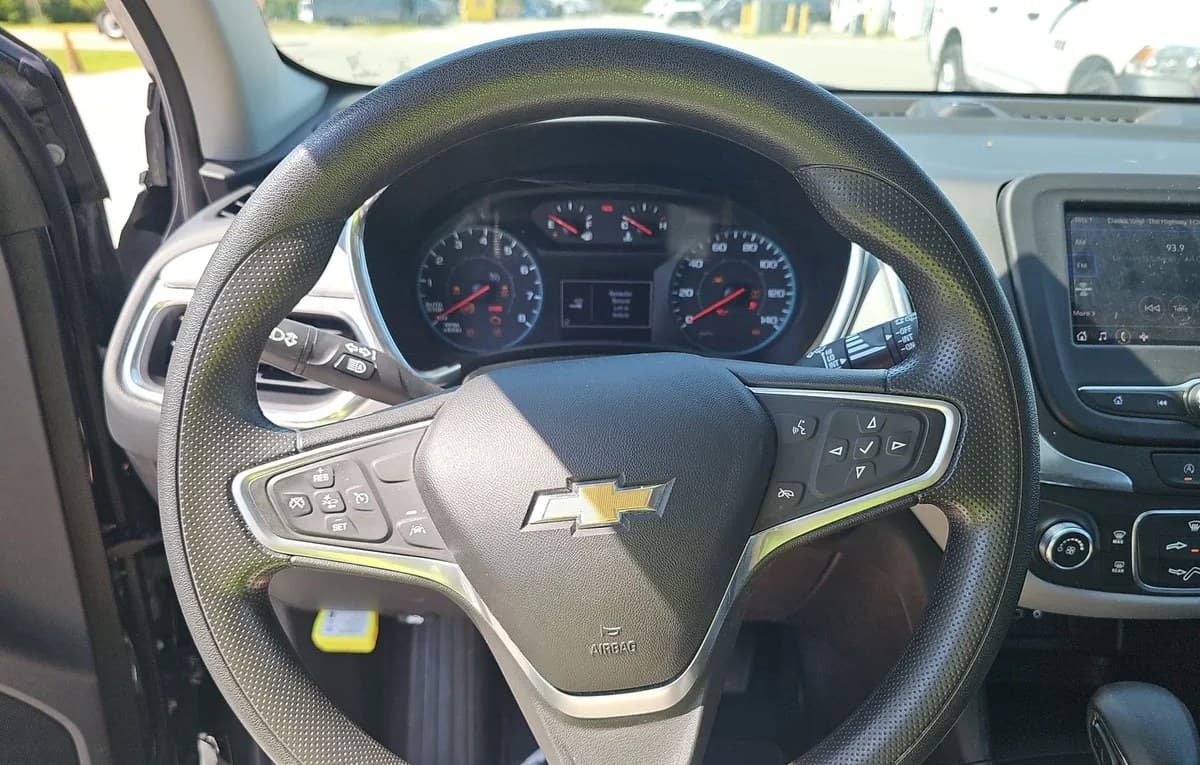 2022 CHEVROLET EQUINOX LS 7