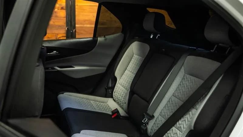 2023 CHEVROLET EQUINOX LS 7