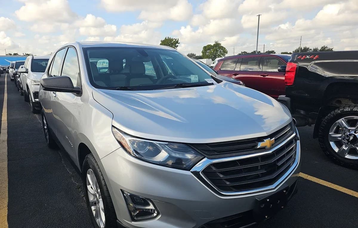 2018 CHEVROLET EQUINOX LS 4