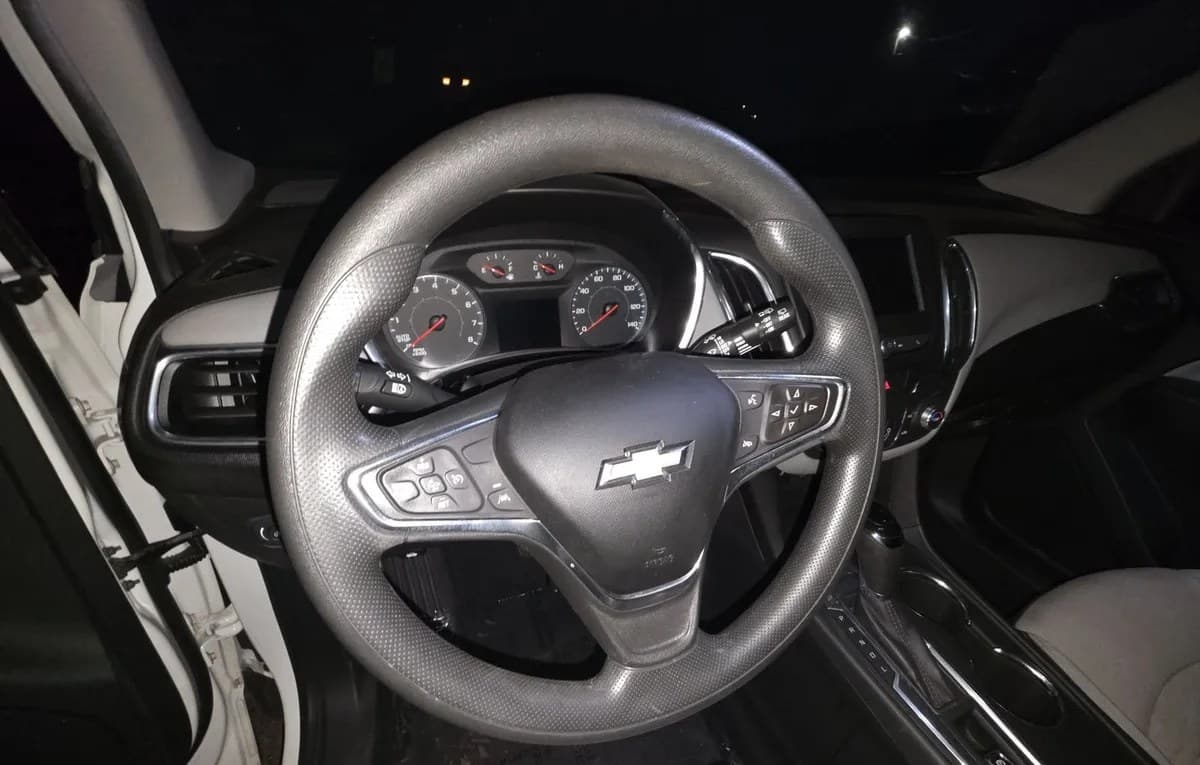 2021 CHEVROLET EQUINOX LS 7