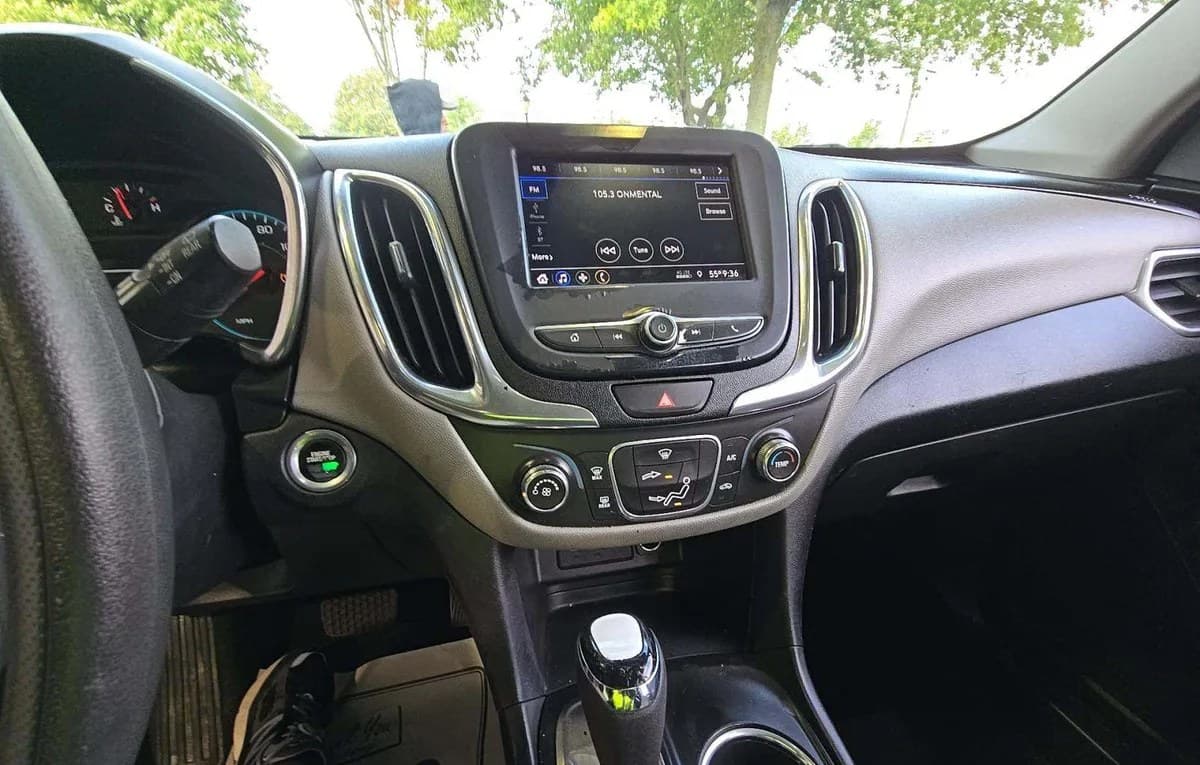 2020 CHEVROLET EQUINOX LS 1LS 7