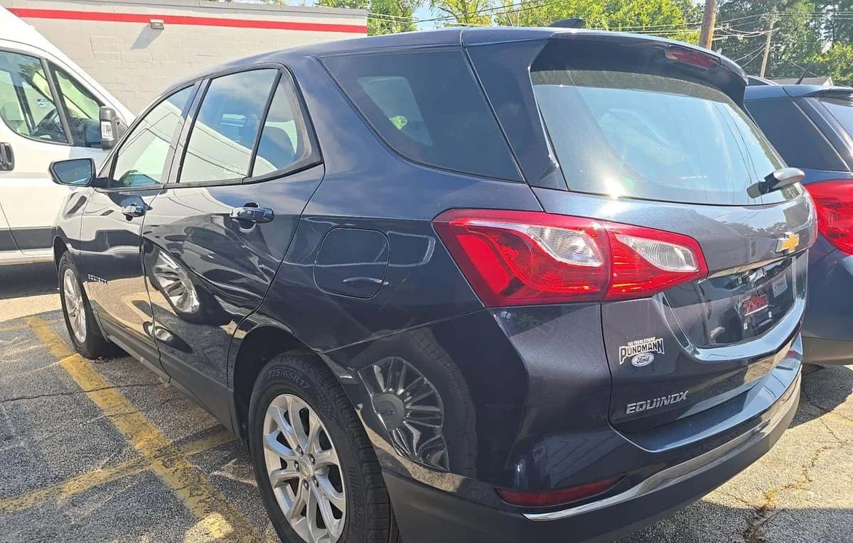2018 CHEVROLET EQUINOX LS 2