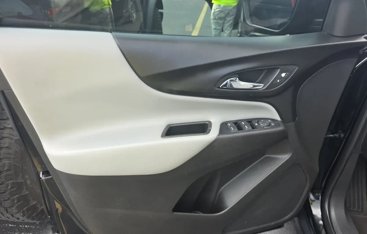 2019 CHEVROLET EQUINOX LS 6