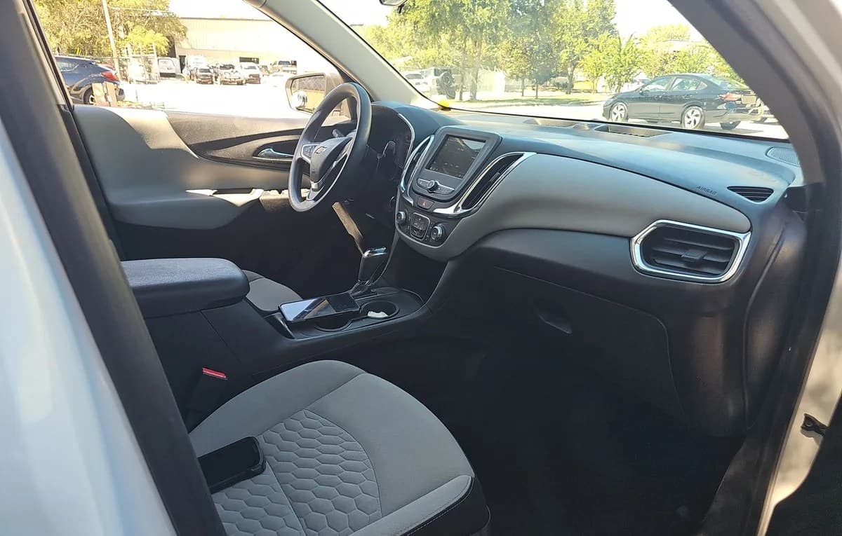 2019 CHEVROLET EQUINOX LS 5