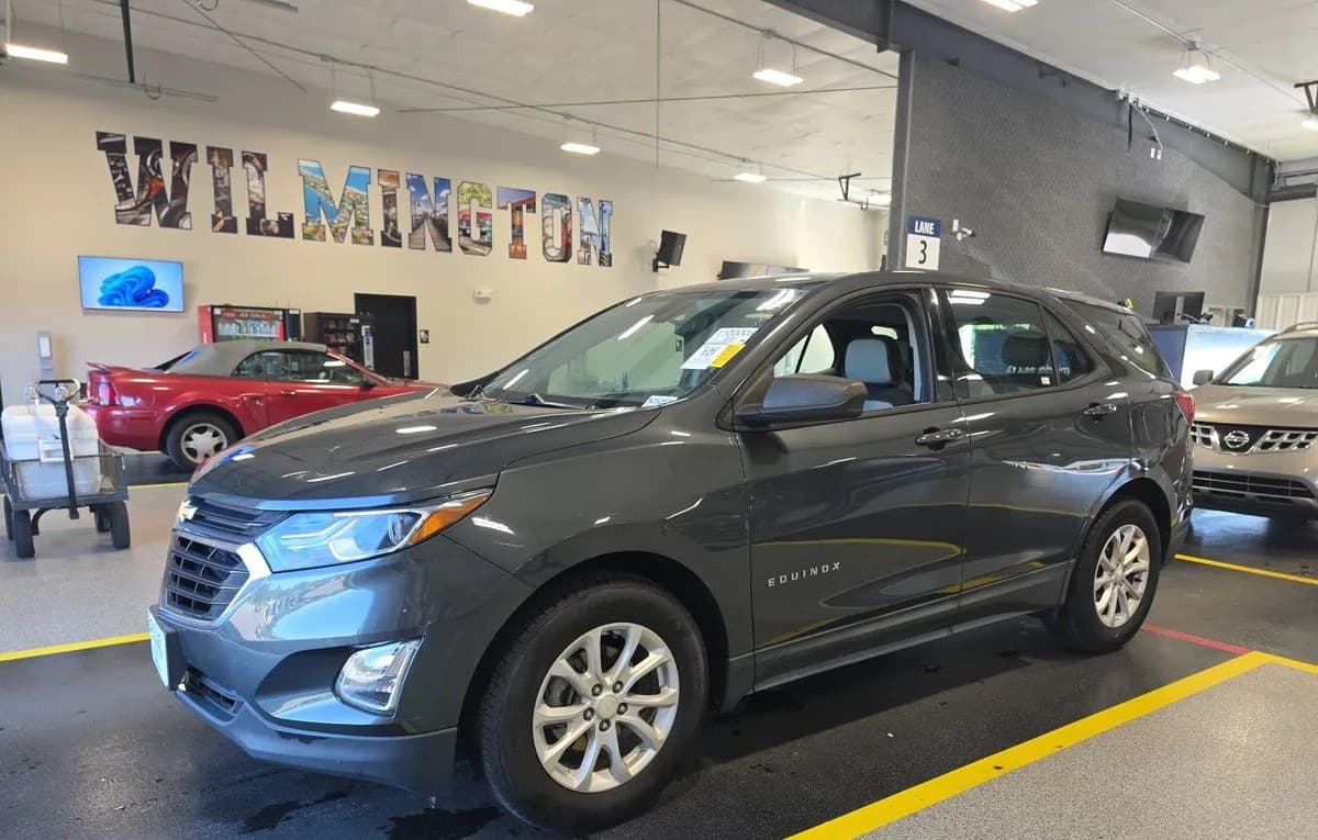 2019 CHEVROLET EQUINOX LS 2