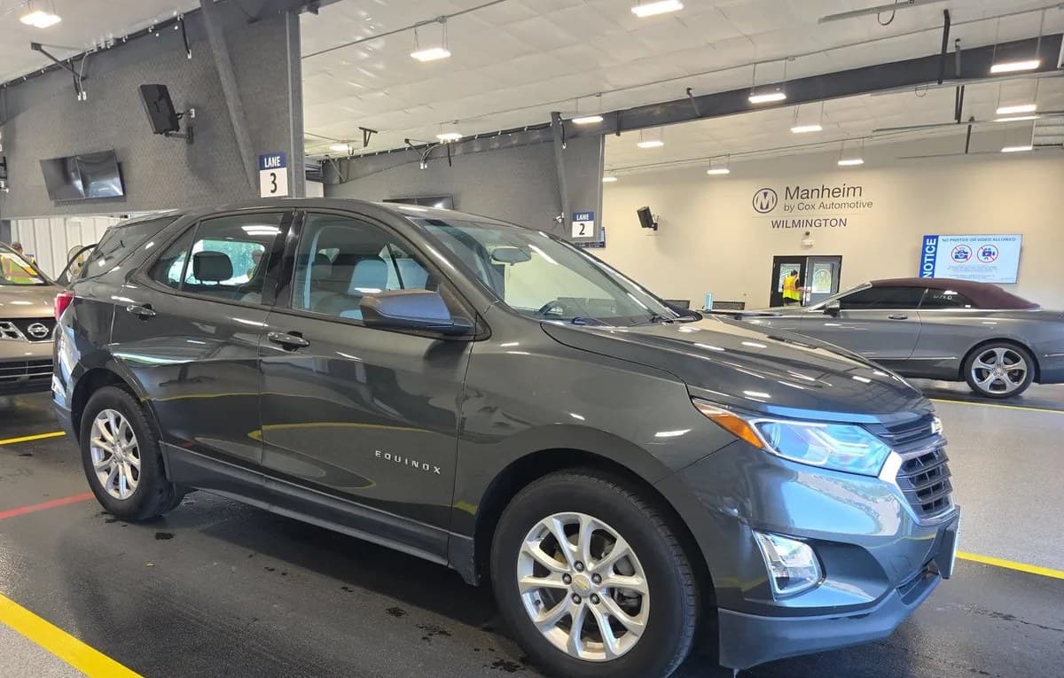 2019 CHEVROLET EQUINOX LS 4