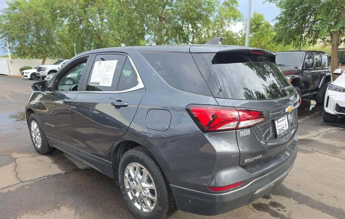 2023 CHEVROLET EQUINOX LT 3