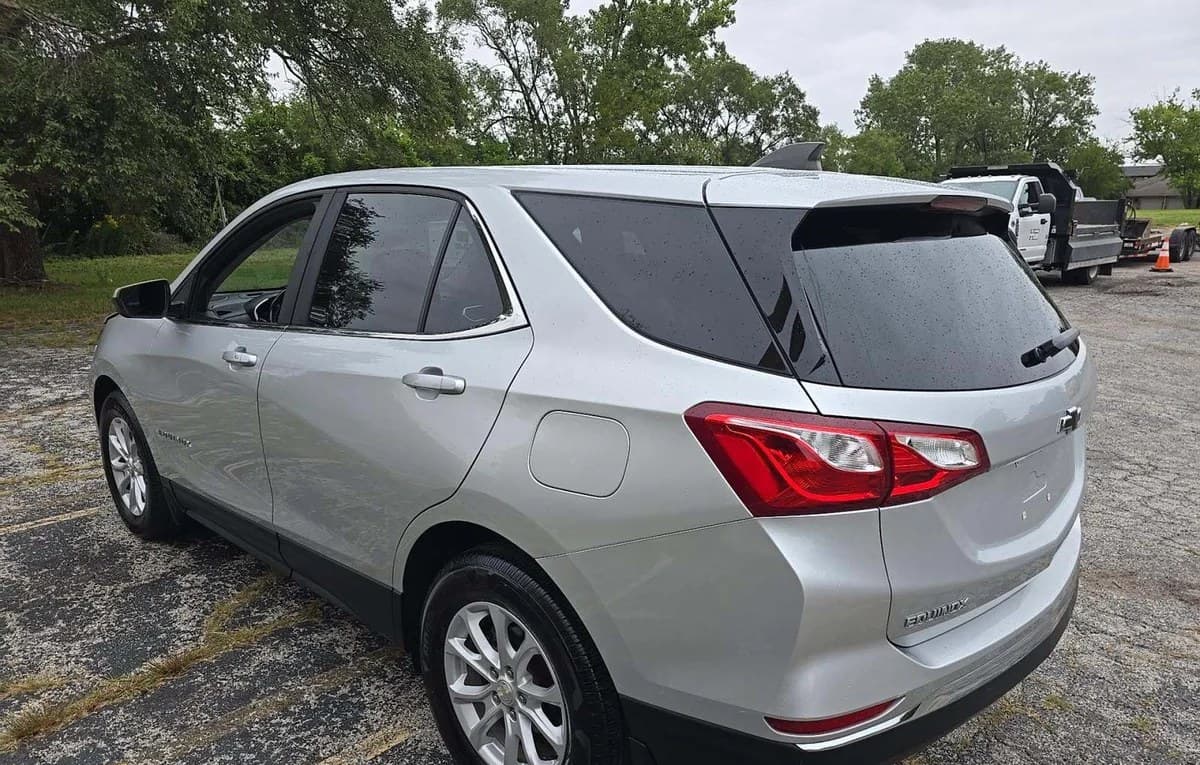 2021 CHEVROLET EQUINOX LT 3