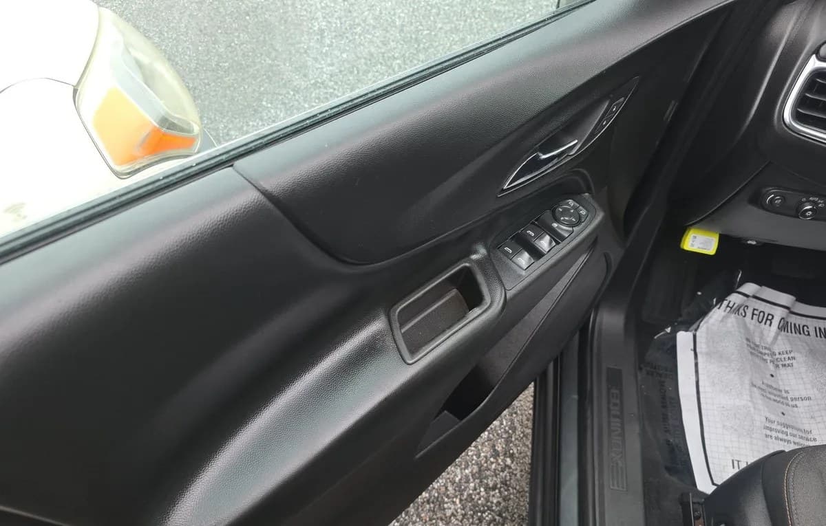 2019 CHEVROLET EQUINOX LT 5