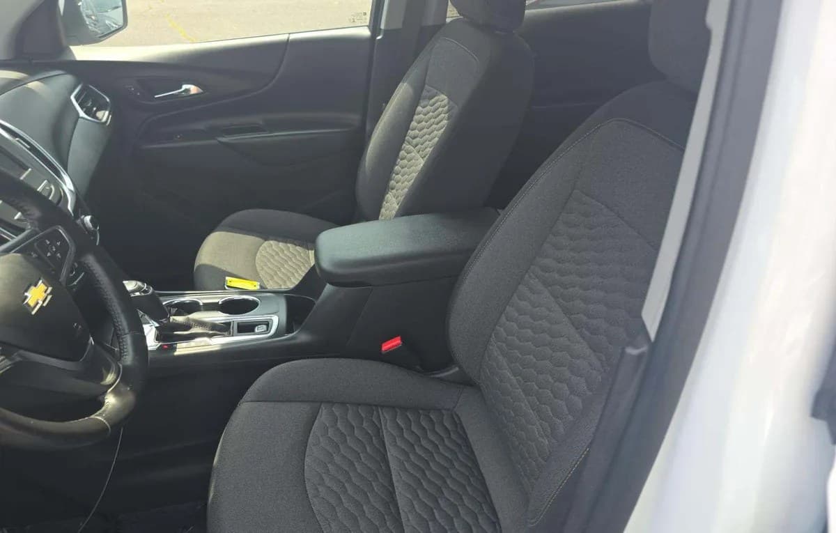 2021 CHEVROLET EQUINOX LT 4
