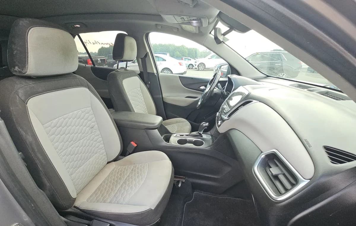 2019 CHEVROLET EQUINOX LT 4