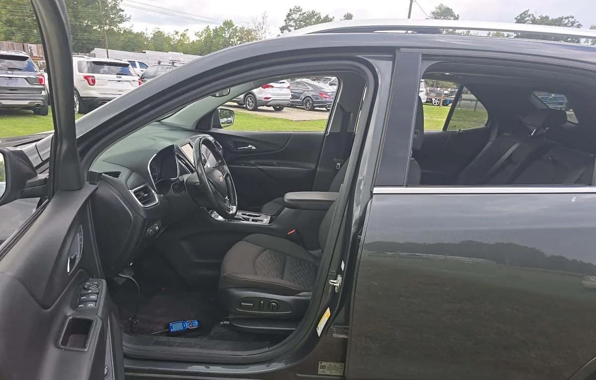 2019 CHEVROLET EQUINOX LT 4