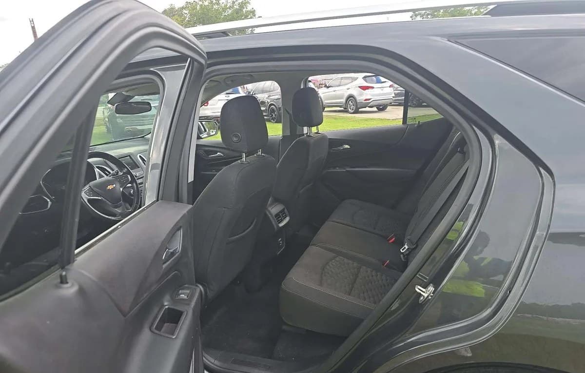 2019 CHEVROLET EQUINOX LT 7
