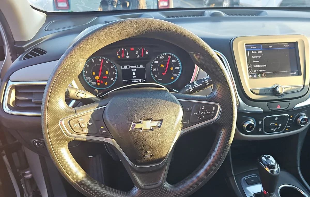 2020 CHEVROLET EQUINOX LS 7