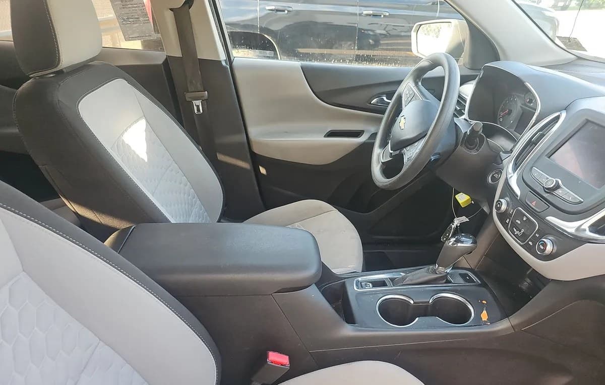 2020 CHEVROLET EQUINOX LS 5