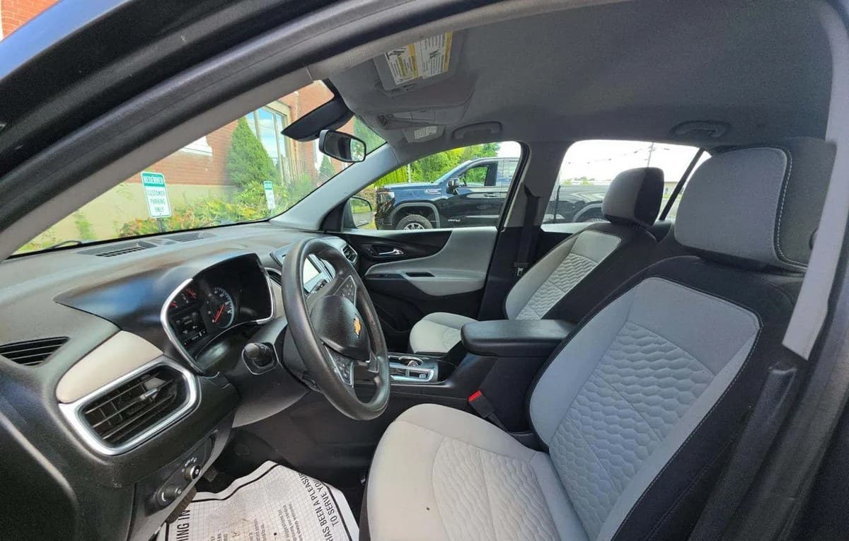 2019 CHEVROLET EQUINOX LS 4