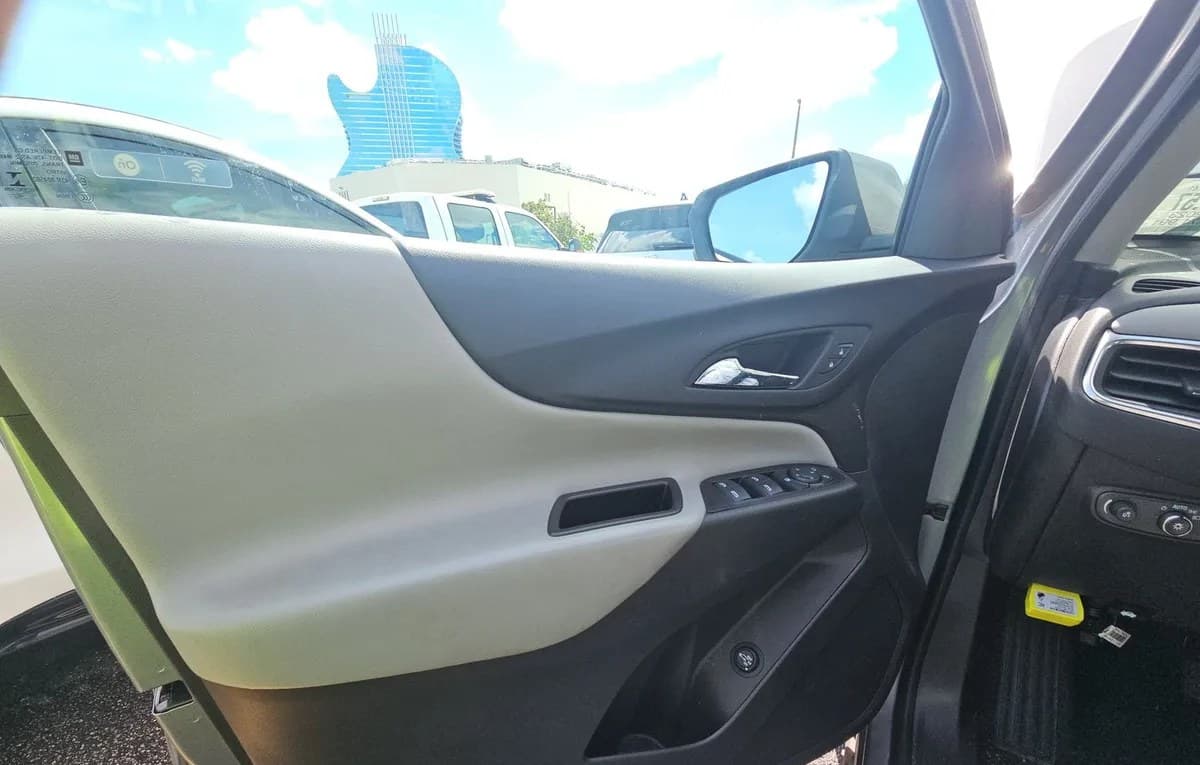 2023 CHEVROLET EQUINOX LT 6