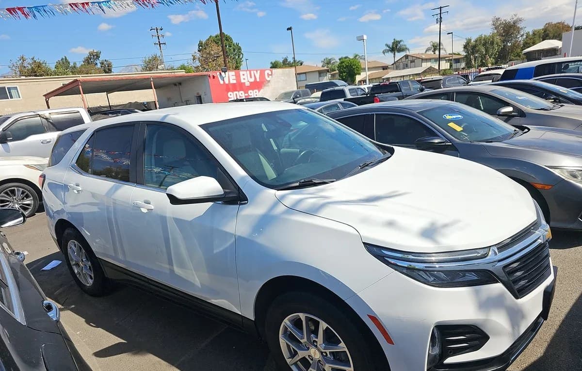 2023 CHEVROLET EQUINOX LT 4